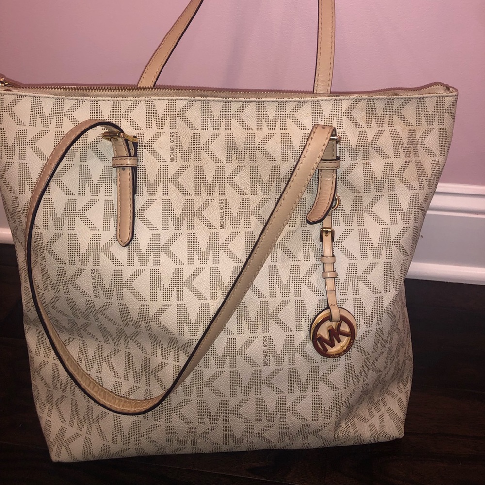 Micheal Kors Handbag